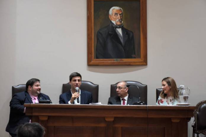 dd5b2364-e81c-4917-b768-7c8152bdad81