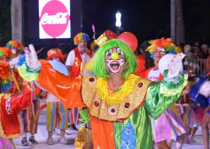 abb8e202-7d13-46a9-b015-fe7d9f3d7d39