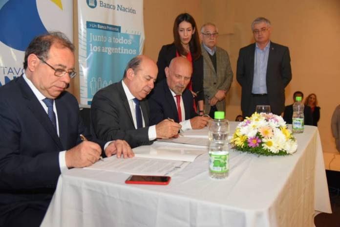 9f0b61ff-2424-4e62-94aa-a5d1fdffd8f8