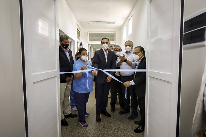 6ade964a85325ec289f00d36bb9f4be8d3b66986