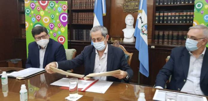 6fd2e30dc606329c95d13a9d2dfe27785c8f4aec