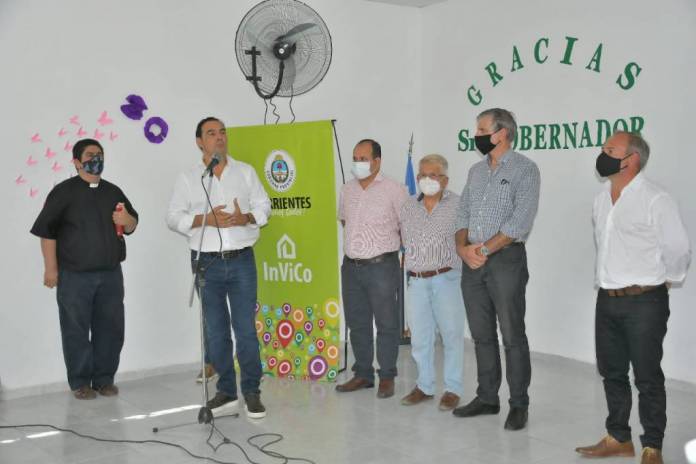 21e8c03a7ad3abd4738c7f5e136c085f1ceaeb82