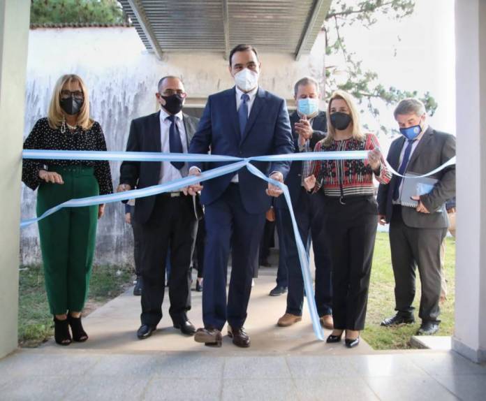 65137c33aadc9d507300d2337775d837d17afad7