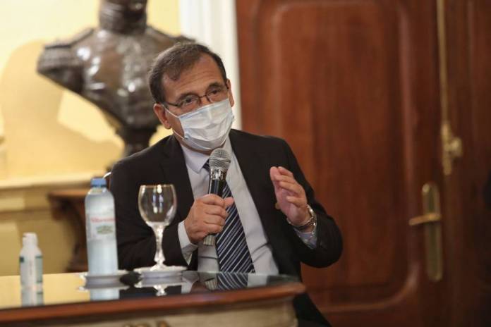 49e65f553bae2fff62ce805c63f188e28337c52e