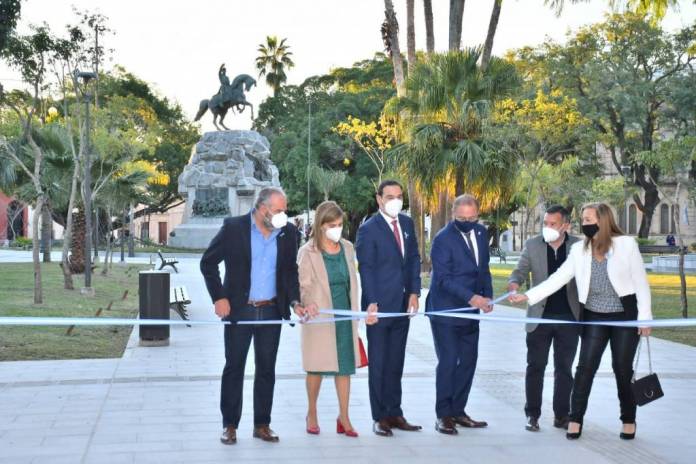 9928ea58d8a315c2750c8c0dbd9ad9454d581744