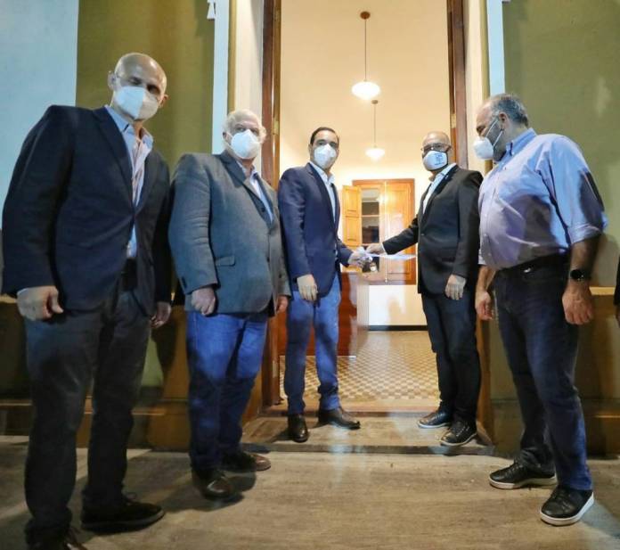 1efce79a0590ceba53b4dd0db7a3ad75343af940