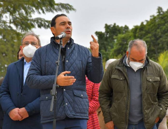 7b3653f4bb66cf619bfcacad585b1cb99273fdca