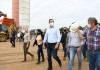 En Villa Olivari, Valdés redobló su compromiso de generar trabajo y construir viviendas, un hospital y mejoramiento urbano