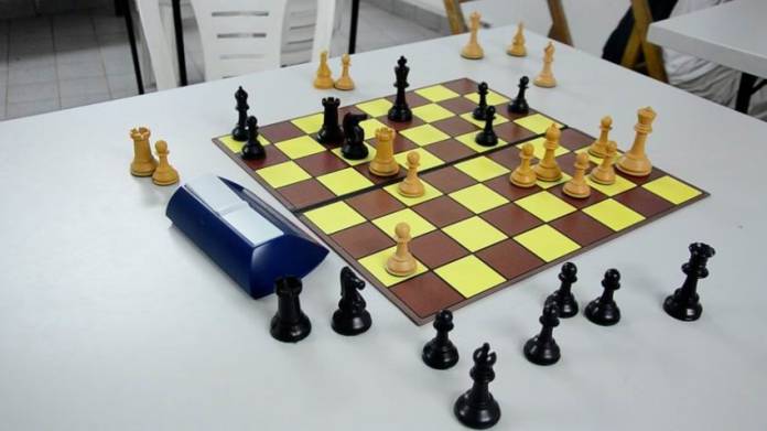 11-f-111-gentileza-2