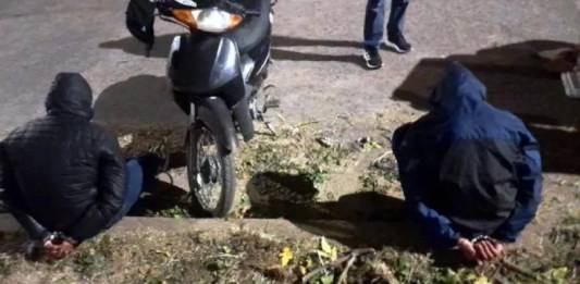 Usaban un puesto de torta parrilla para vender drogas a estudiantes