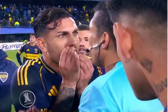 Boca-enfurecido-con-Jesus-Valenzuela-ante-Cruzeiro